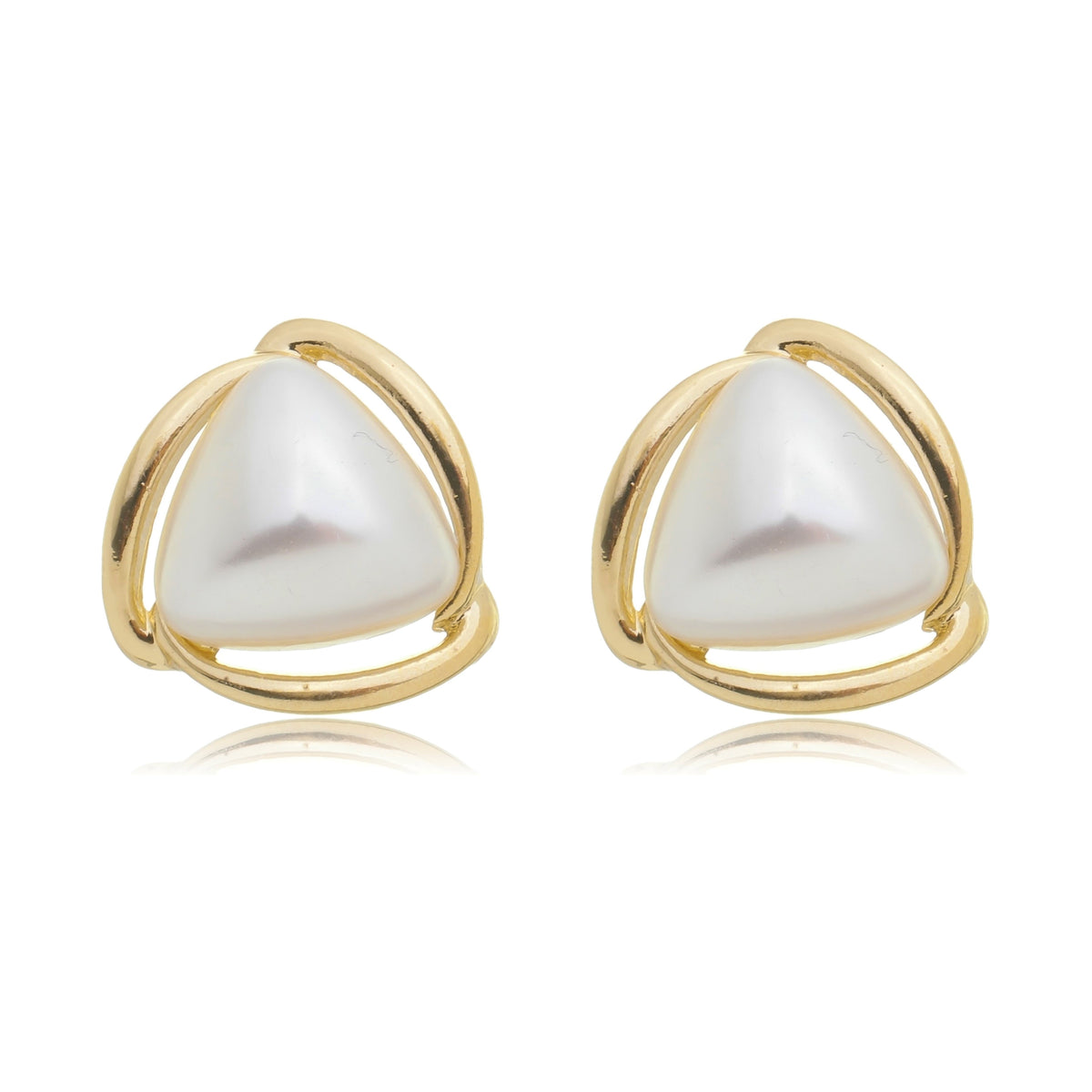 Brinco Pino Pérola Triangular | Banhado a Ouro 18k